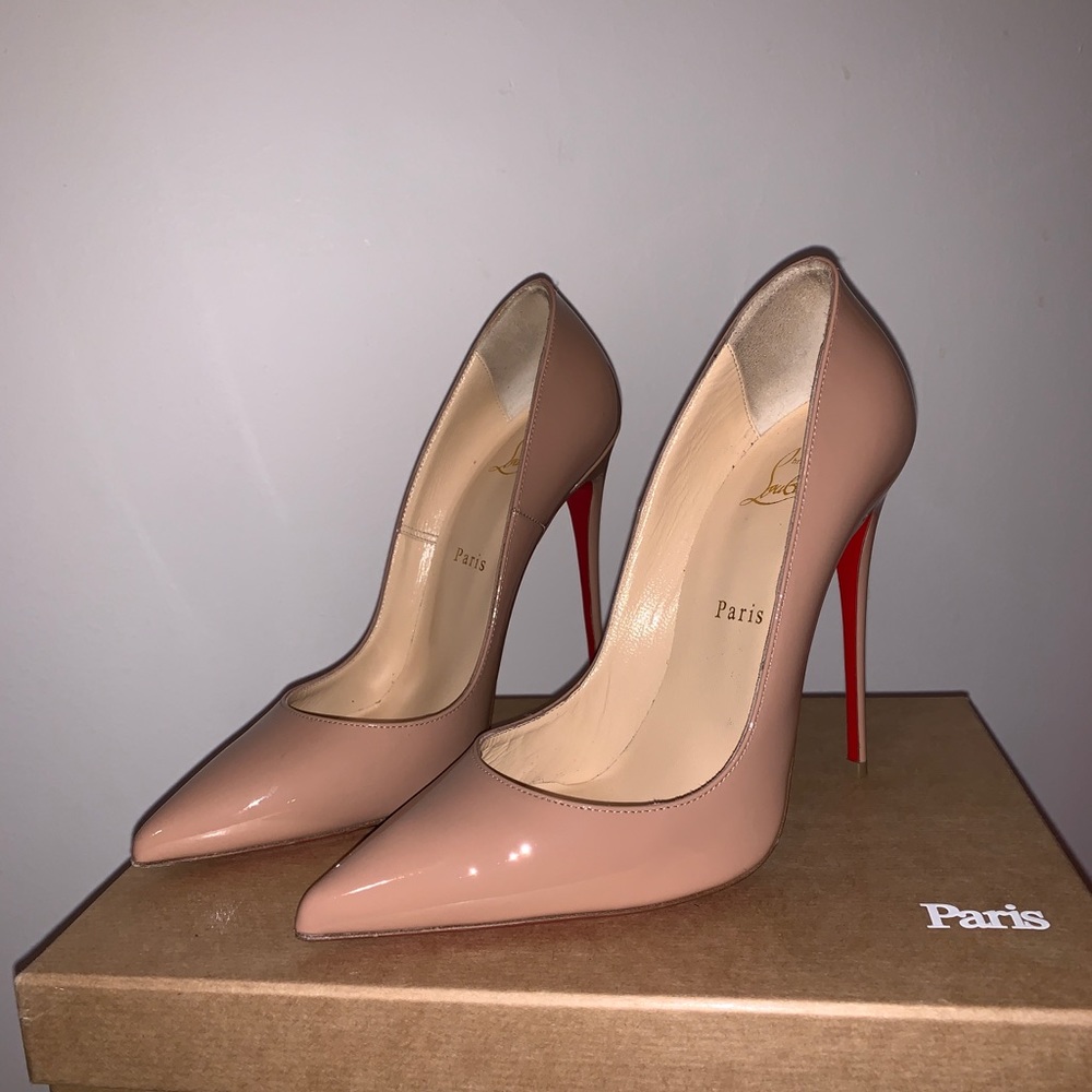 Only worn twice. In great condition